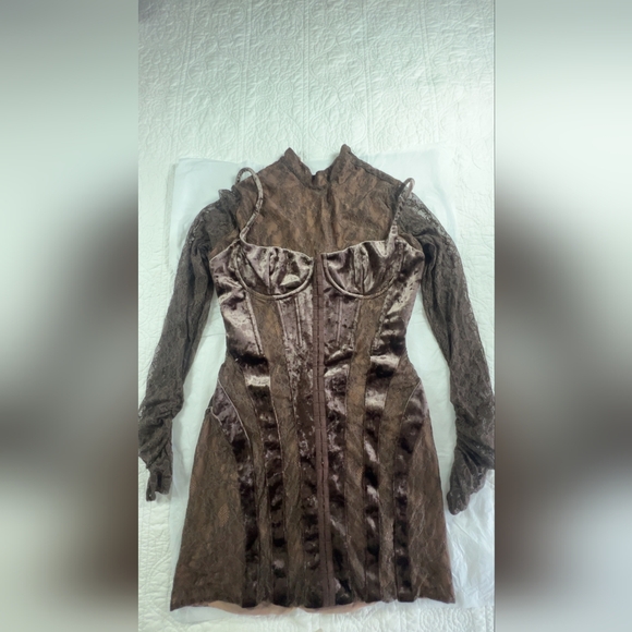 Brown Velvet House of CB 'Marica'- XL (Fuller Cup) - Picture 7 of 13
